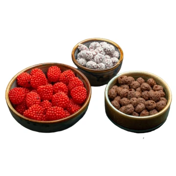 Berries, Nuts & Seeds